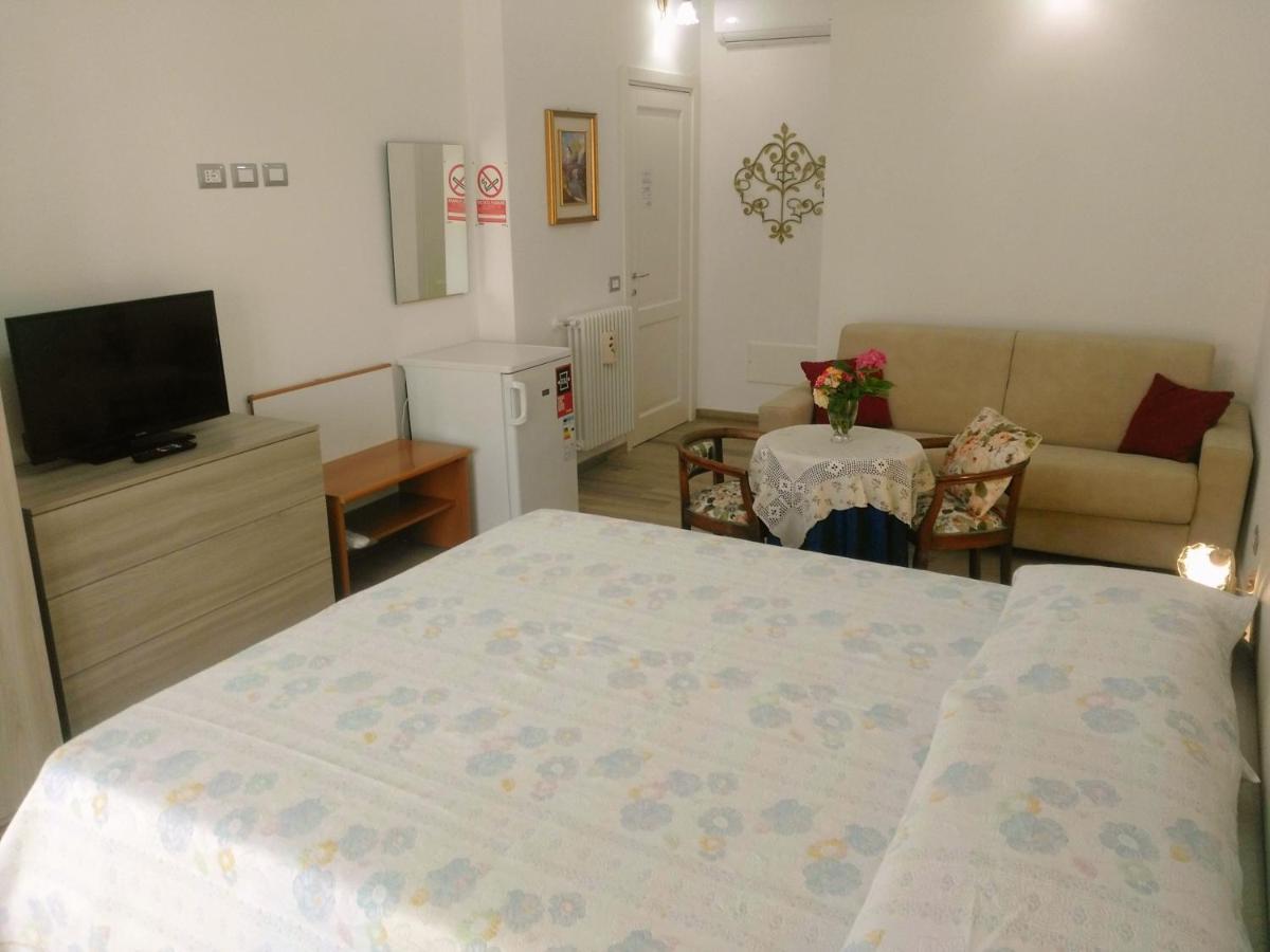 B&B Sweet Dreams Диано Марина Екстериор снимка